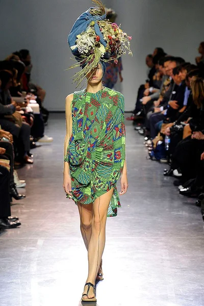 Look 23